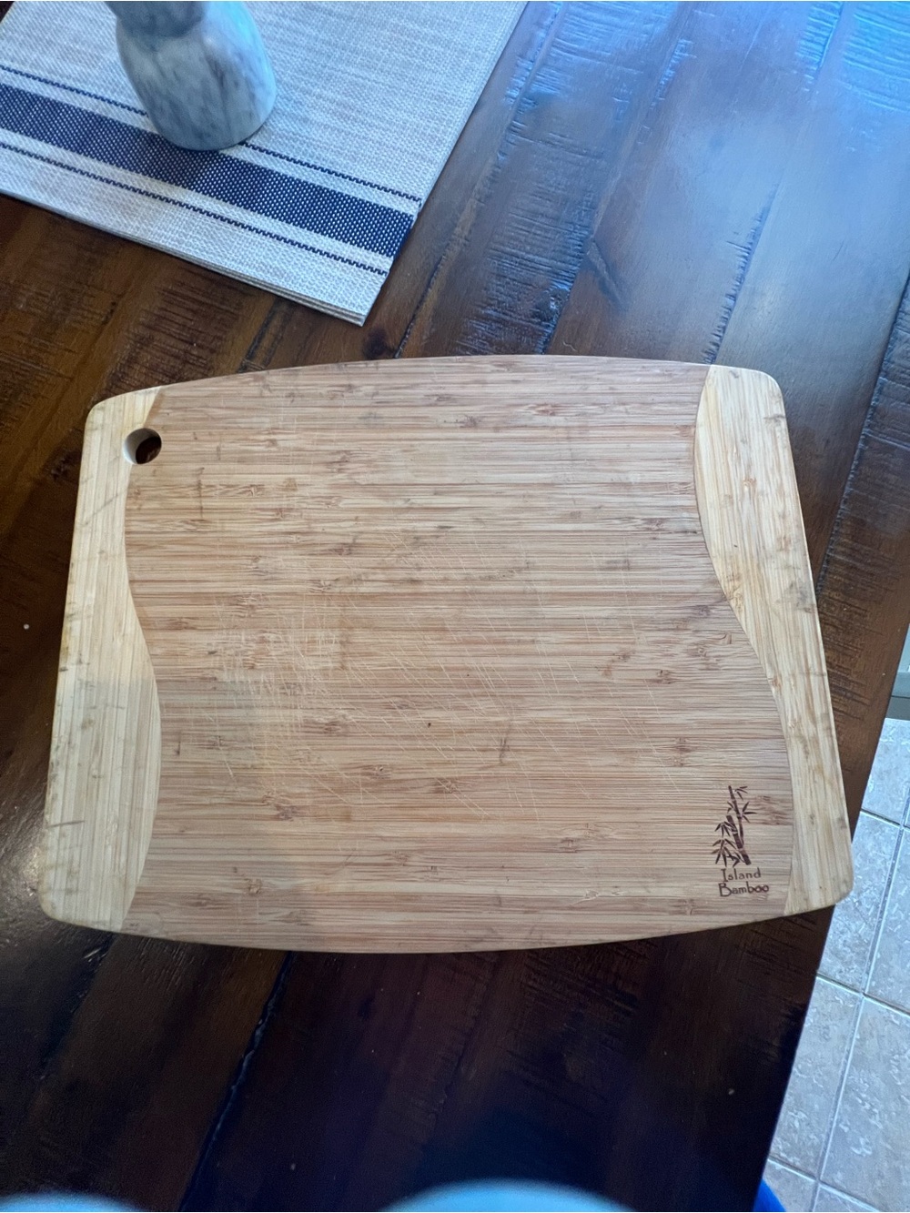 Natural Bamboo Cutting Board - Light Brown